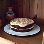 Tarta de chocolate con crema de caramelo salado